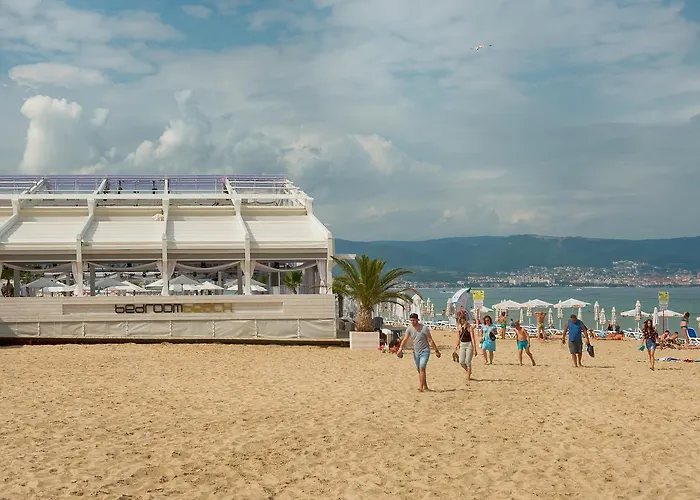 Sun I Апарт-отель 4*