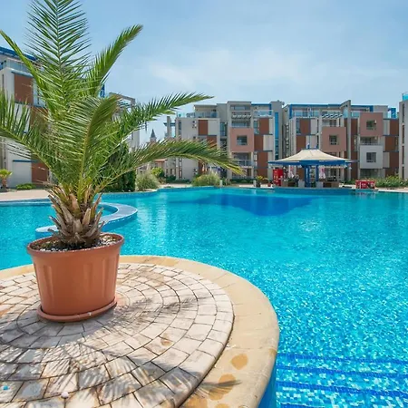 アパートホテル Sun I サニービーチ