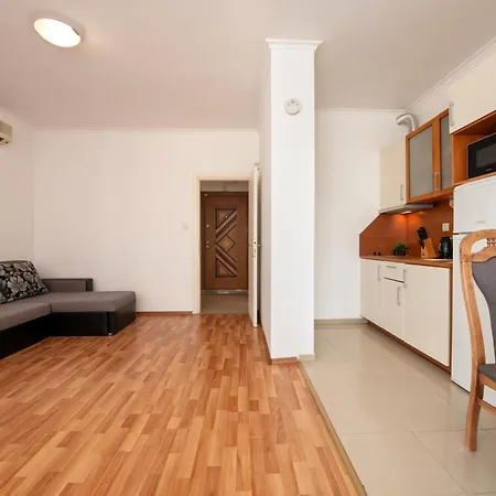 Sun I Солнечный берег