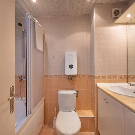 Apart Otel Sun I 2*